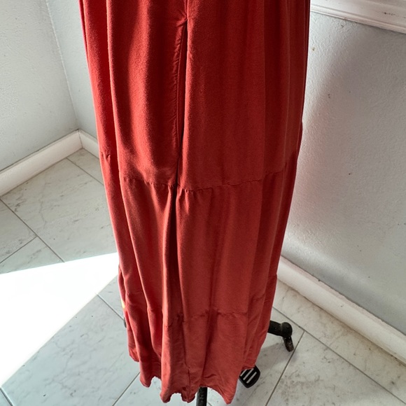 Smocked Maxi Dress - Picture 4 of 6